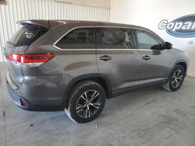 Photo 3 from auction – 2017 TOYOTA HIGHLANDER with VIN 5TDZZRFH9HS234502