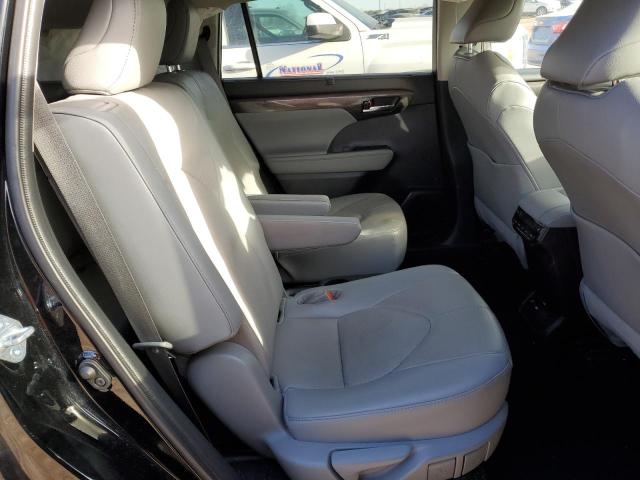 Photo 11 from auction – 2021 TOYOTA HIGHLANDER with VIN 5TDEBRCH8MS028539