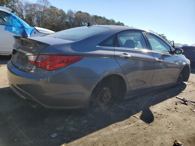 Photo 3 from auction – 2012 HYUNDAI SONATA SE with VIN 5NPEC4AB2CH456500