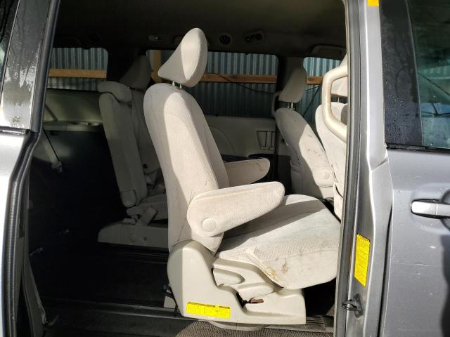 Photo 11 from auction – 2011 TOYOTA SIENNA LE with VIN 5TDKK3DC6BS027924