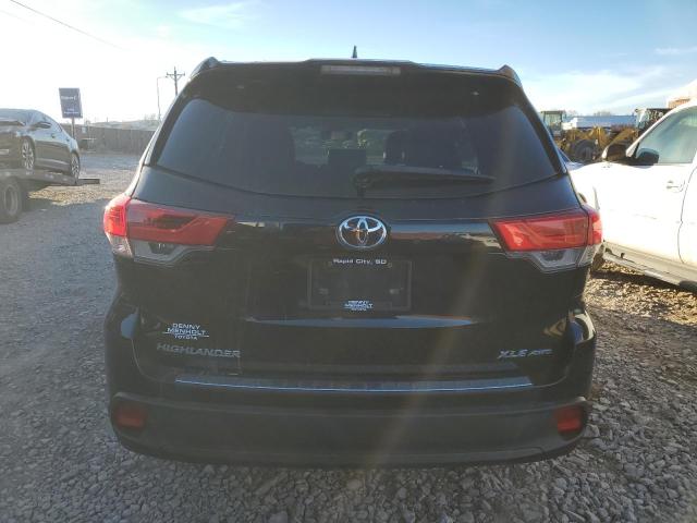 Photo 6 from auction – 2018 TOYOTA HIGHLANDER with VIN 5TDJZRFH7JS488602