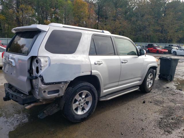Photo 3 from auction – 2013 TOYOTA 4RUNNER SR with VIN JTEZU5JR2D5047444