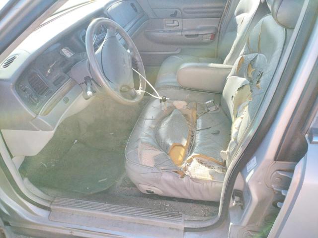 Photo 7 from auction – 1996 FORD CROWN VICT with VIN 2FALP74W2TX172767