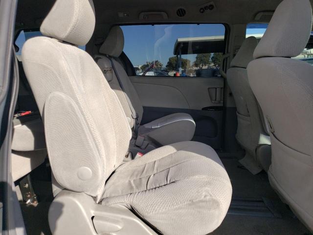 Photo 11 from auction – 2012 TOYOTA SIENNA LE with VIN 5TDKK3DC3CS189186