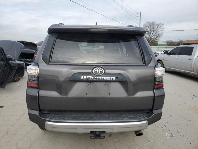 Photo 6 from auction – 2018 TOYOTA 4RUNNER SR with VIN JTEBU5JR6J5553680