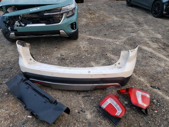 Photo 13 from auction – 2016 FORD EXPLORER L with VIN 1FM5K8F83GGA42297