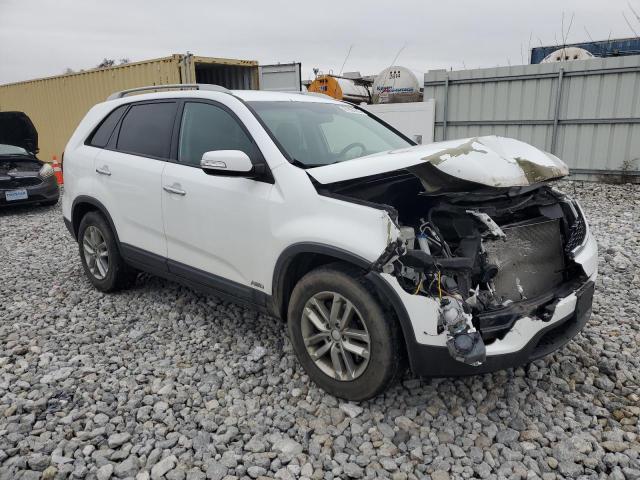 Photo 4 from auction – 2015 KIA SORENTO LX with VIN 5XYKTCA63FG609137