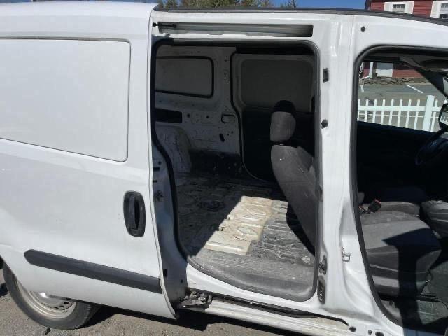 Photo 6 from auction – 2015 RAM PROMASTER with VIN ZFBERFAT9F6198013