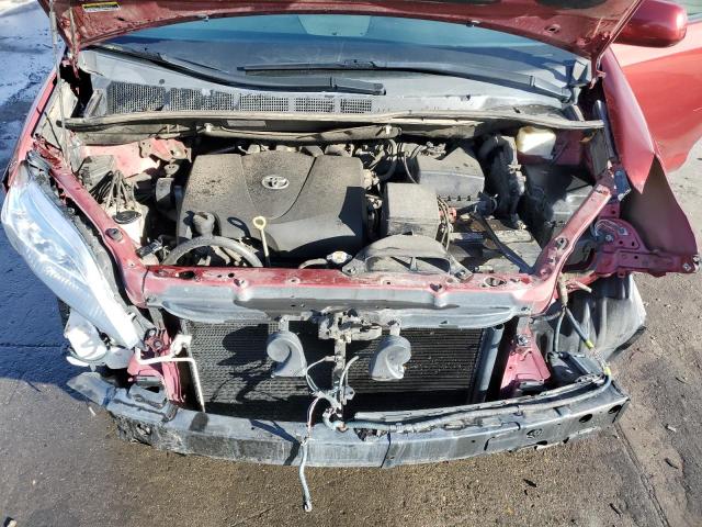 Photo 12 from auction – 2018 TOYOTA SIENNA LE with VIN 5TDKZ3DC0JS905874