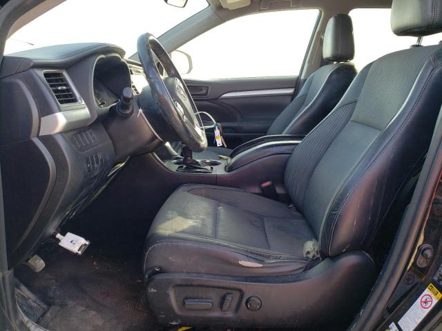 Photo 7 from auction – 2016 TOYOTA HIGHLANDER with VIN 5TDZKRFH3GS130073