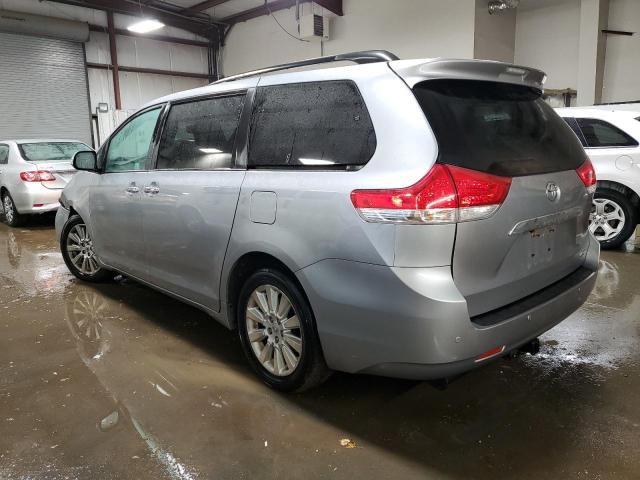 Photo 2 from auction – 2013 TOYOTA SIENNA XLE with VIN 5TDDK3DC2DS059460