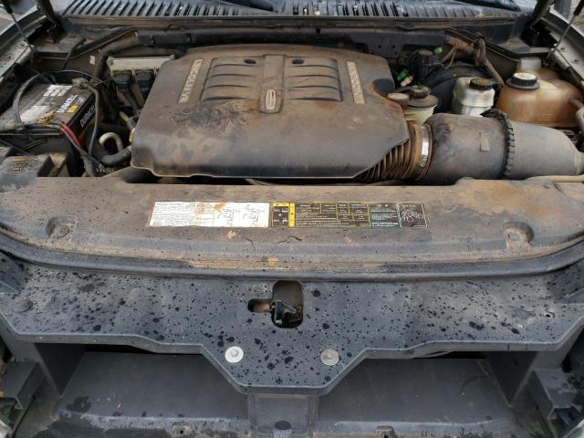 Photo 12 from auction – 2004 LINCOLN NAVIGATOR with VIN 5LMFU27R34LJ15848