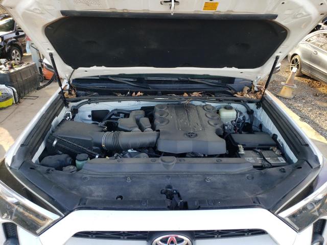 Photo 11 from auction – 2016 TOYOTA 4RUNNER SR with VIN JTEBU5JR0G5340734
