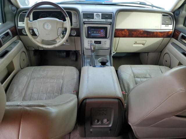 Photo 8 from auction – 2004 LINCOLN NAVIGATOR with VIN 5LMFU28R94LJ34659