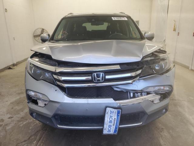 Photo 5 from auction – 2017 HONDA PILOT ELIT with VIN 5FNYF6H06HB020078
