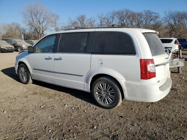 Photo 2 from auction – 2016 CHRYSLER TOWN & COU with VIN 2C4RC1CG0GR113167