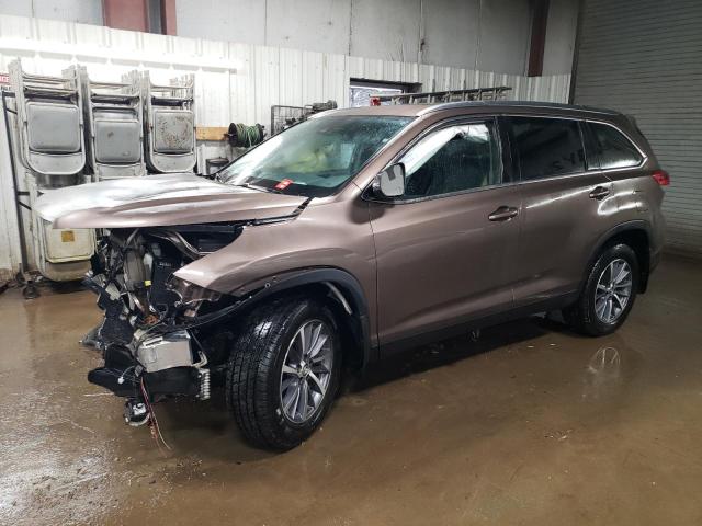 Photo 1 from auction – 2019 TOYOTA HIGHLANDER with VIN 5TDJZRFH0KS923770