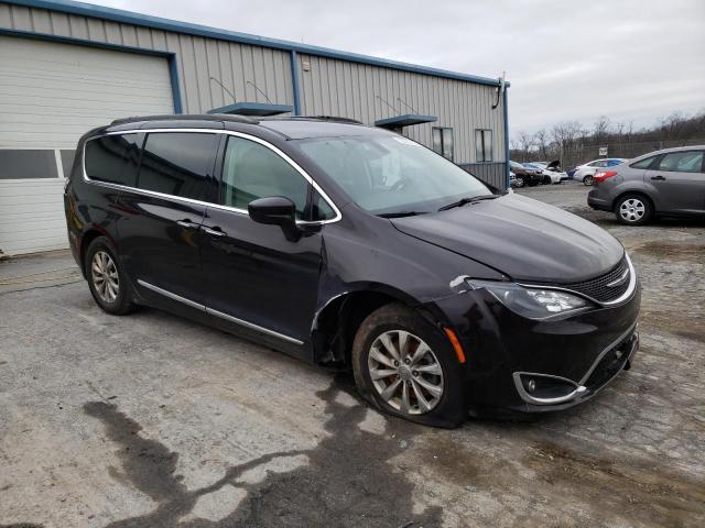 Photo 4 from auction – 2017 CHRYSLER PACIFICA T with VIN 2C4RC1BG3HR525635