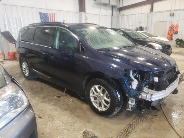 Photo 4 from auction – 2017 CHRYSLER PACIFICA T with VIN 2C4RC1BG3HR812490