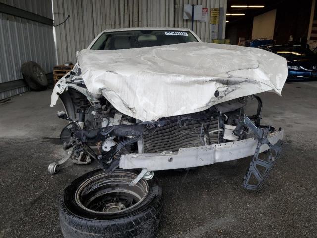 Photo 5 from auction – 2014 MERCEDES-BENZ E 350 with VIN WDDHF5KBXEA810367