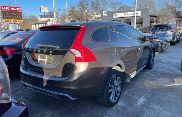Photo 4 from auction – 2015 VOLVO V60 CROSS with VIN YV4612HM6F1001941