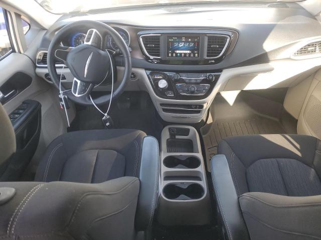 Photo 8 from auction – 2020 CHRYSLER VOYAGER L with VIN 2C4RC1AG2LR244212