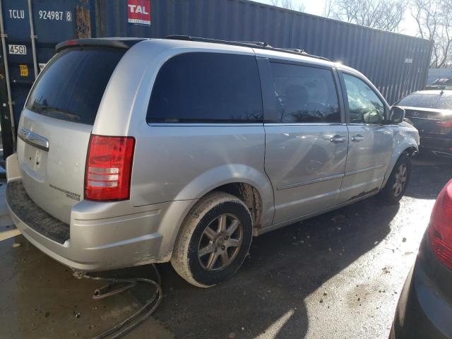 Photo 3 from auction – 2010 CHRYSLER TOWN & COU with VIN 2A4RR5D16AR285463