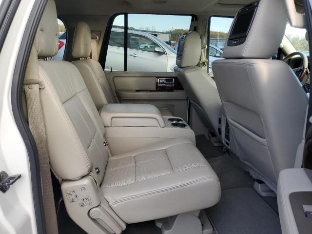 Photo 11 from auction – 2013 LINCOLN NAVIGATOR with VIN 5LMJJ3J52DEL06213