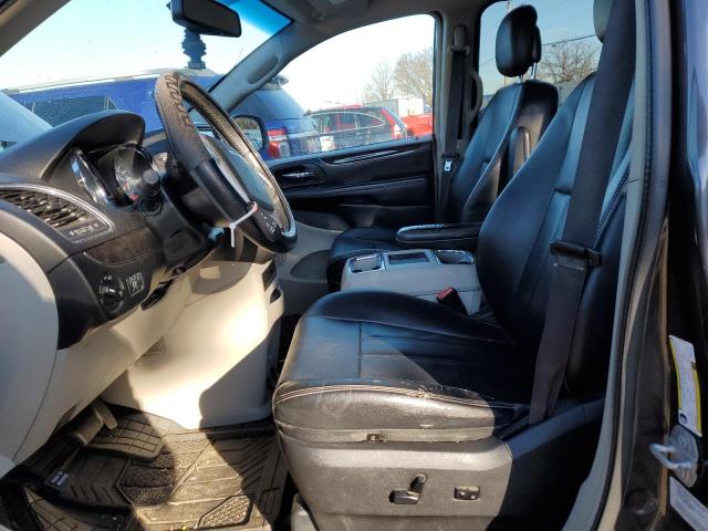 Photo 7 from auction – 2016 CHRYSLER TOWN & COU with VIN 2C4RC1BG2GR252623