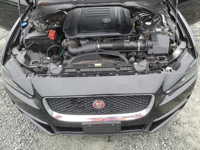 Photo 11 from auction – 2017 JAGUAR XE with VIN SAJAR4BN1HA952118