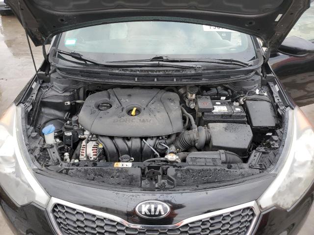 Photo 11 from auction – 2016 KIA FORTE LX with VIN KNAFK4A65G5472722