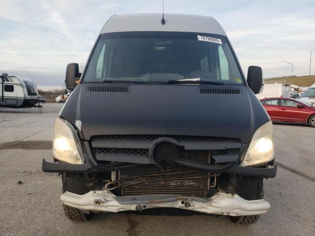 Photo 5 from auction – 2011 FREIGHTLINER SPRINTER 2 with VIN WDRPE7CC0B5511454