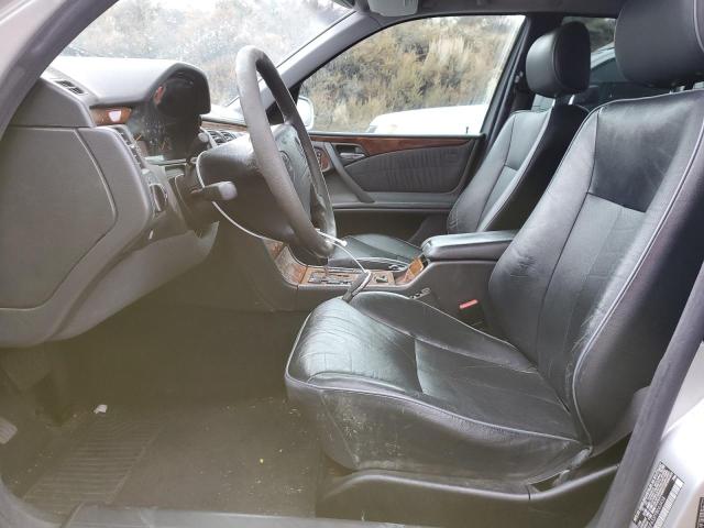 Photo 7 from auction – 2000 MERCEDES-BENZ E 320 with VIN WDBJF65J0YB063458