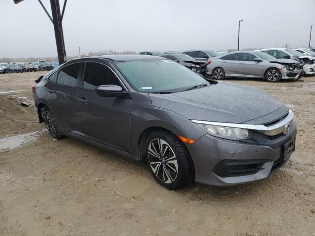 Photo 4 from auction – 2017 HONDA CIVIC LX with VIN 2HGFC2F50HH548573