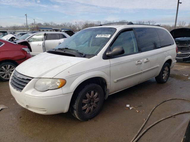 CHRYSLER TOWN & COU 2005 with VIN 2C4GP54L45R600626 - Photo from auction