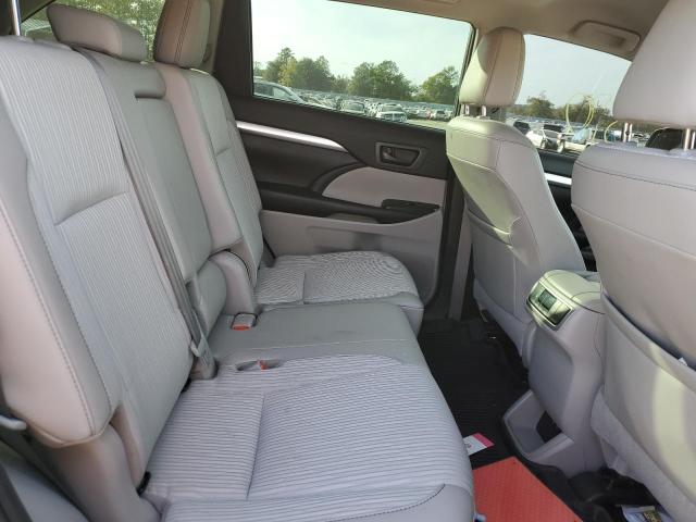 Photo 11 from auction – 2019 TOYOTA HIGHLANDER with VIN 5TDZZRFH2KS357548