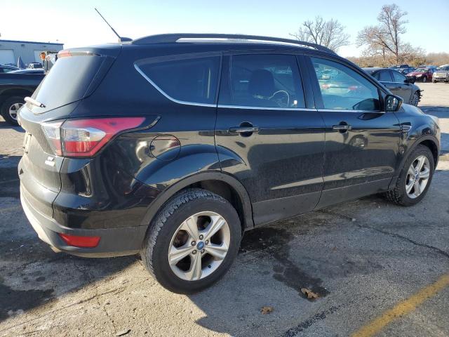 Photo 3 from auction – 2017 FORD ESCAPE SE with VIN 1FMCU0GD7HUB82838