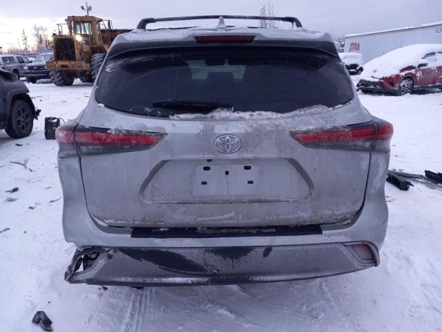 Photo 6 from auction – 2022 TOYOTA HIGHLANDER with VIN 5TDHZRBHXNS581222
