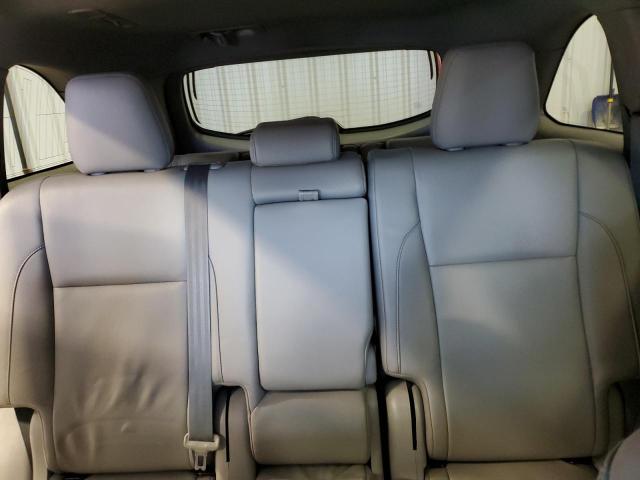 Photo 10 from auction – 2018 TOYOTA HIGHLANDER with VIN 5TDJZRFH9JS867892