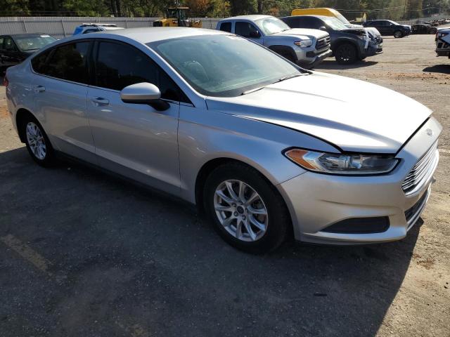 Photo 4 from auction – 2015 FORD FUSION S with VIN 1FA6P0G79F5110233
