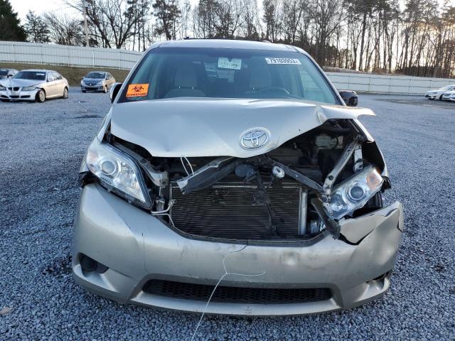 Photo 5 from auction – 2015 TOYOTA SIENNA LE with VIN 5TDJK3DC9FS116338