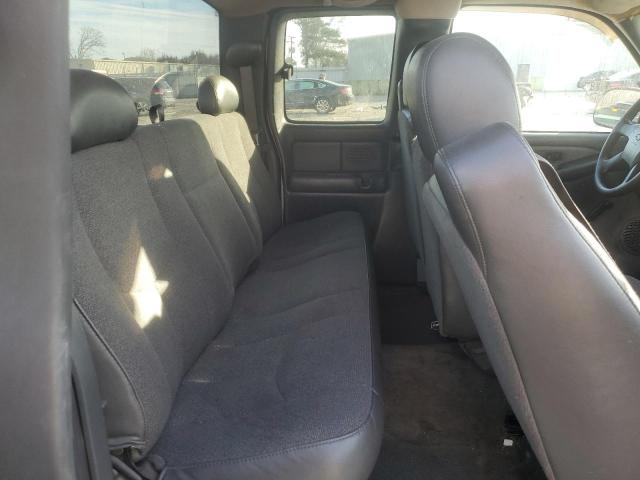 Photo 10 from auction – 2004 CHEVROLET SILVERADO with VIN 2GCEC19V241136769