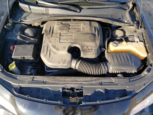 Photo 11 from auction – 2016 CHRYSLER 300 LIMITE with VIN 2C3CCARG3GH142167