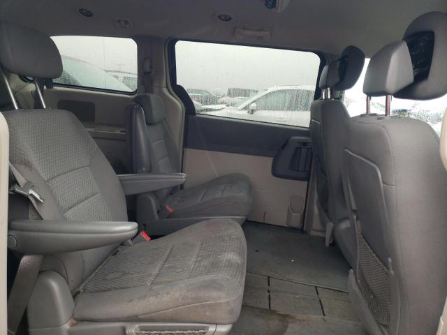 Photo 11 from auction – 2010 CHRYSLER TOWN & COU with VIN 2A4RR2D14AR448643