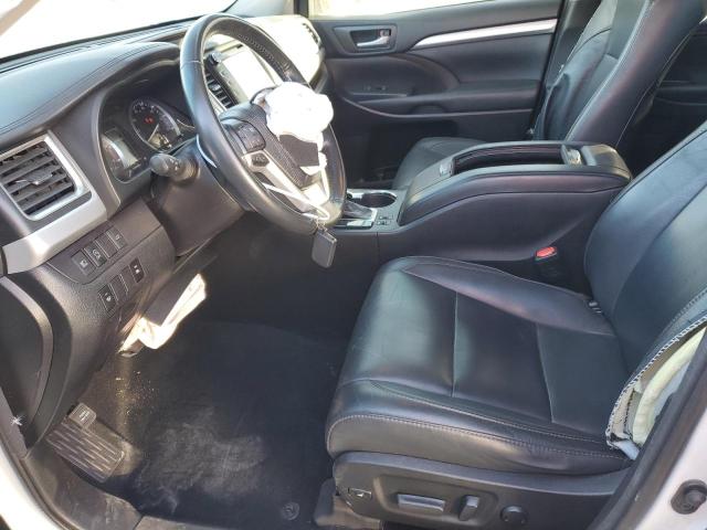 Photo 7 from auction – 2018 TOYOTA HIGHLANDER with VIN 5TDKZRFH2JS529903