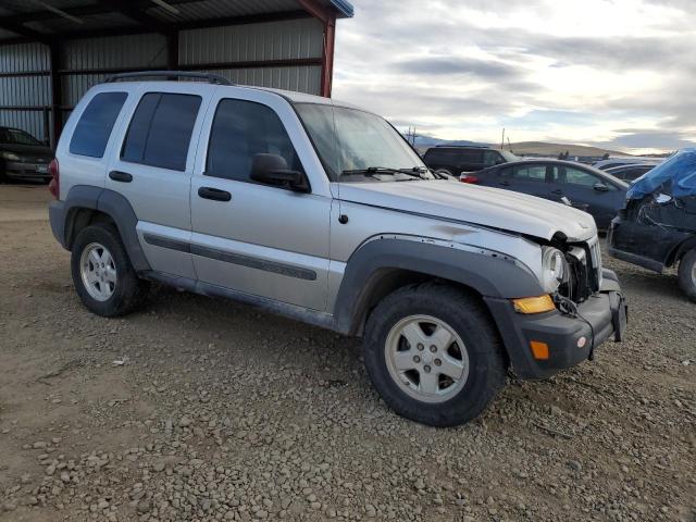 Photo 4 from auction – 2007 JEEP LIBERTY SP with VIN 1J4GL48K07W604569