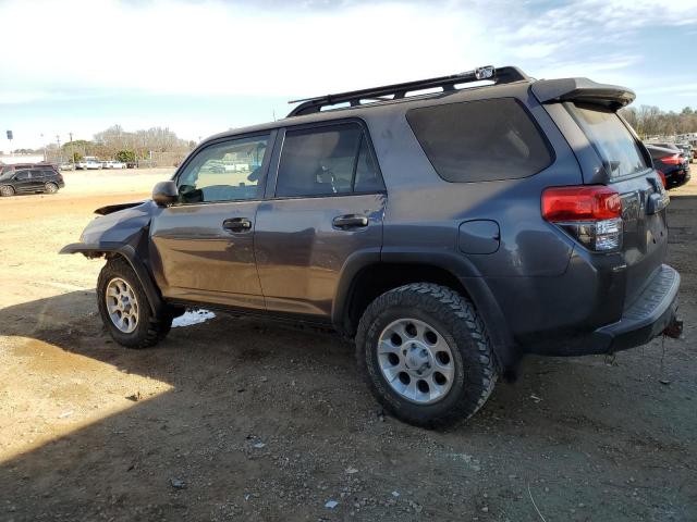 Photo 2 from auction – 2011 TOYOTA 4RUNNER SR with VIN JTEBU5JR5B5074197