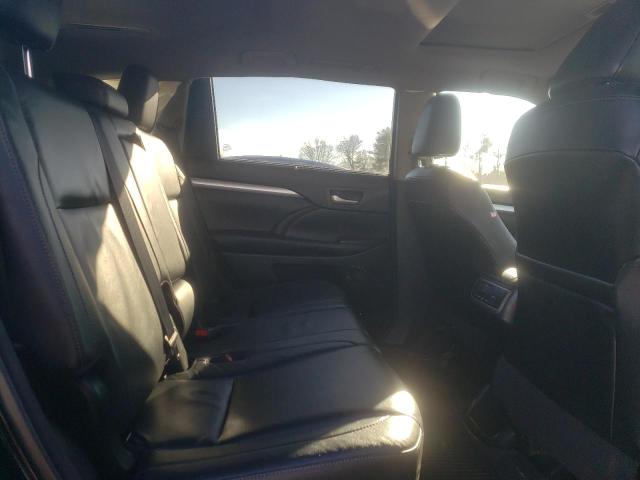 Photo 11 from auction – 2017 TOYOTA HIGHLANDER with VIN 5TDJZRFH8HS450807