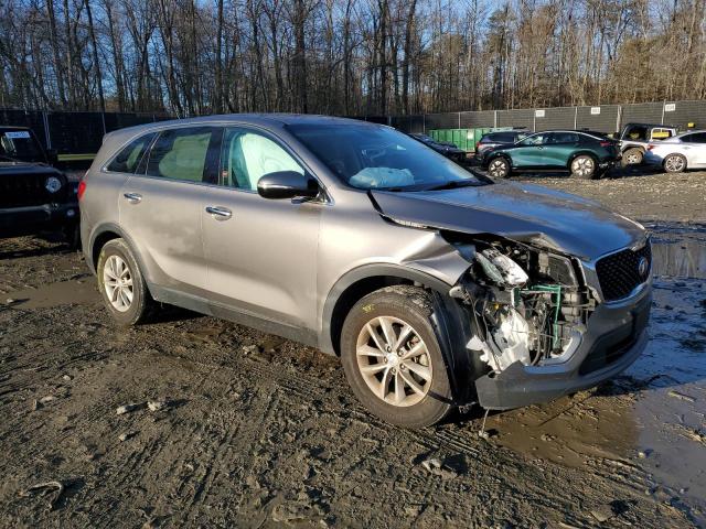 Photo 4 from auction – 2016 KIA SORENTO LX with VIN 5XYPG4A38GG041507