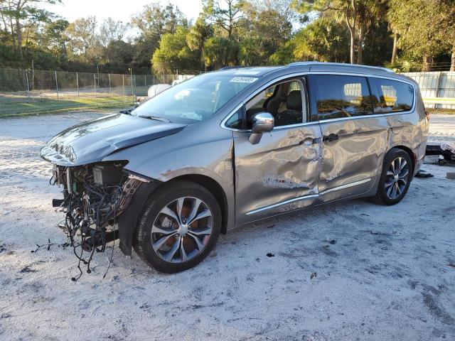 CHRYSLER PACIFICA L 2018 with VIN 2C4RC1GG1JR101644 - Photo from auction